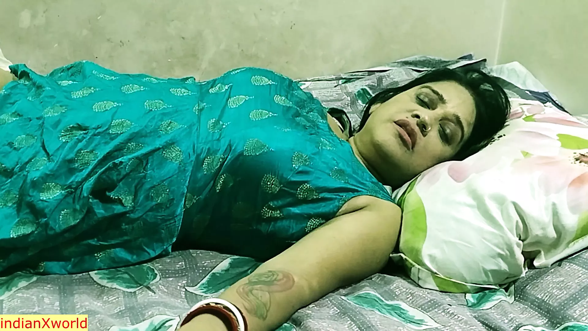 Fucking xxx milf bhabhi! Push my penis inside her wet pussy – Oh, great!! - porn video  