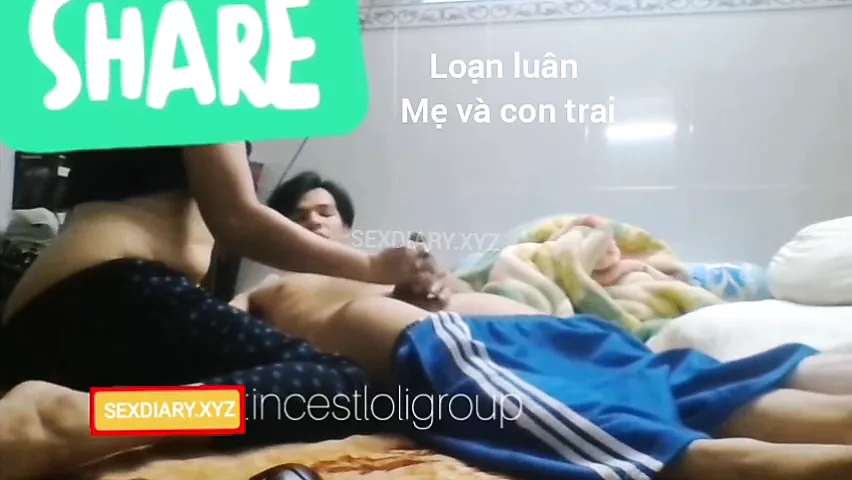 Loan luan me va con trai vietnam - porn video  