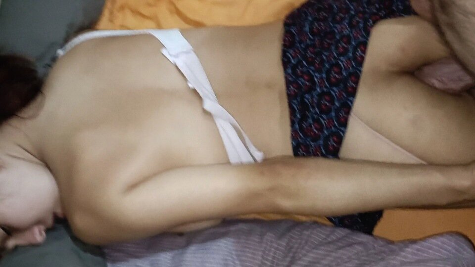 My friends girlfriend wants to try anal sex with my big cock so it doesnt hurt with her boyfriend - porn video  