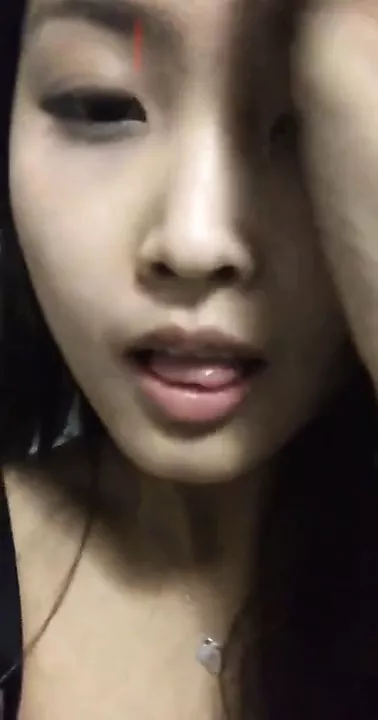 Vietnamese girl stripping - porn video  
