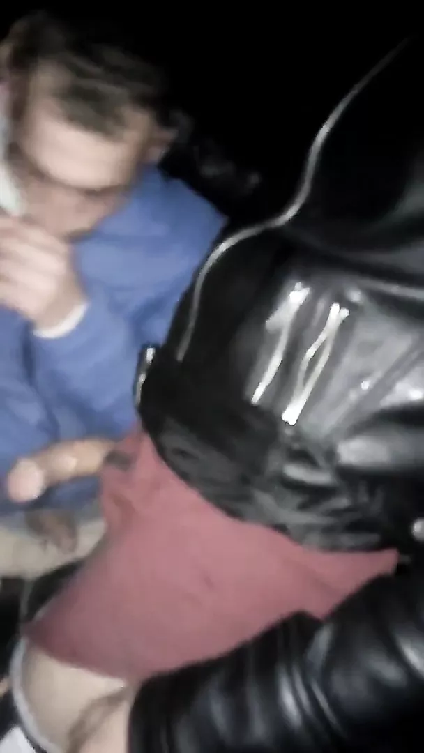 Muie in gara mica din Cluj - porn video  