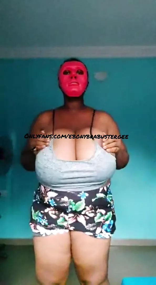 Ebonybrabustergee - porn video  