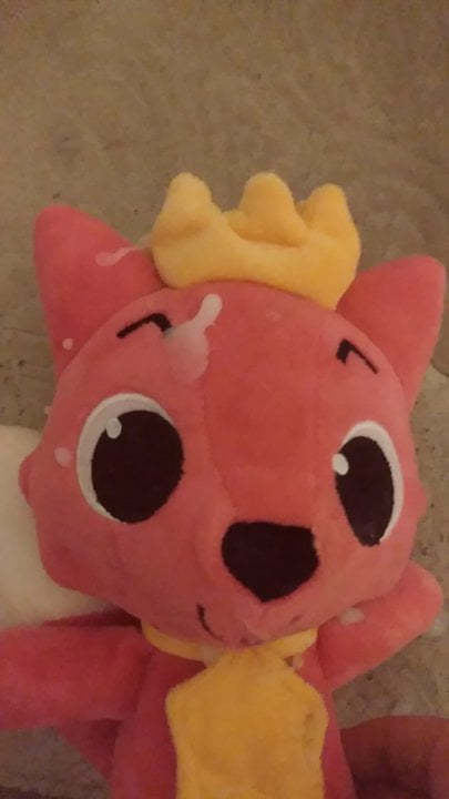 Cumming on PinkFong plush - porn video  