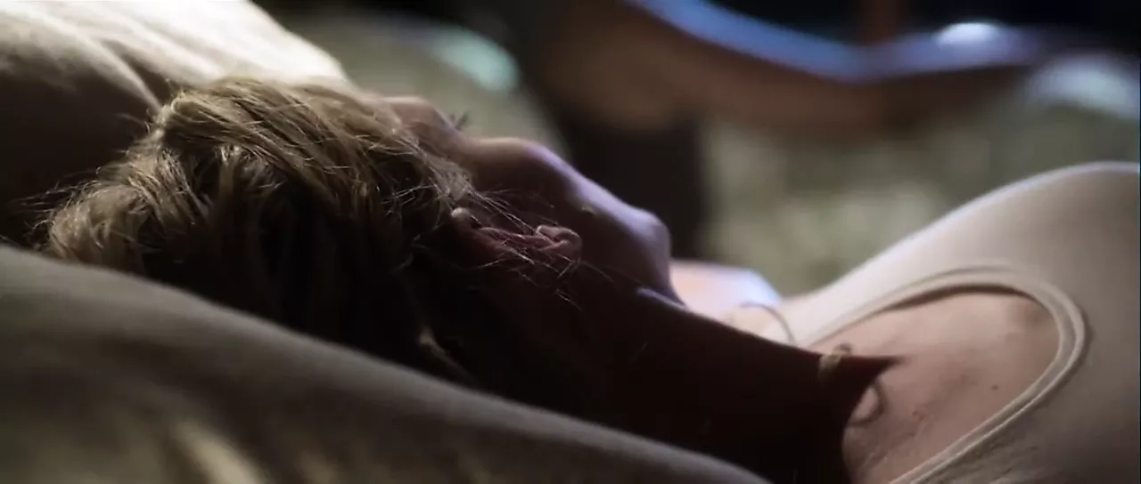 Ruth Vega Fernandez - Kiss me - porn video  