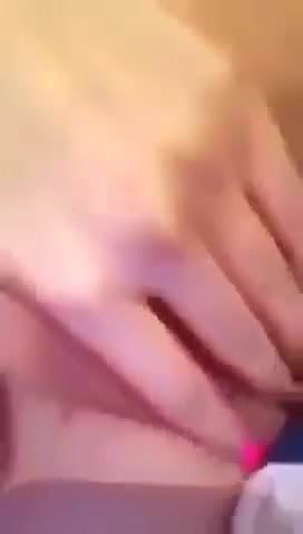 Macedonian girl masturbating - porn video  