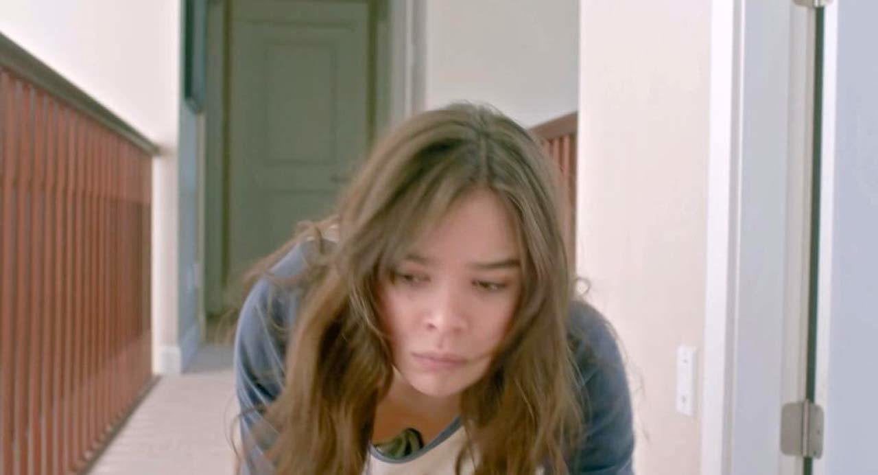 Hailee Steinfeld Nip Slip Scene On ScandalPlanet.Com - porn video  