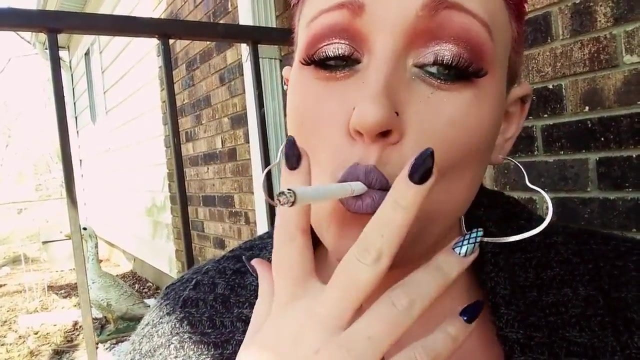 Lipstick Smoking - porn video  