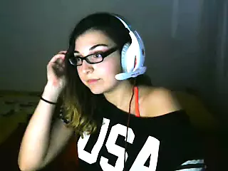 Liianaf Twitch Streamer Shows Tits and ASs - porn video  