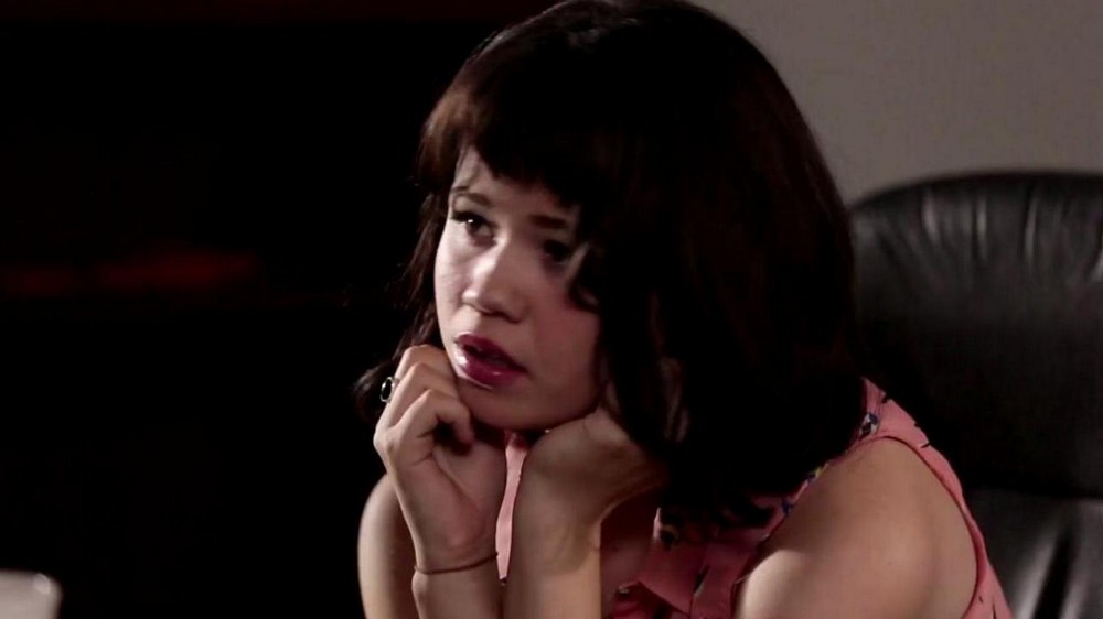 A mature lesbian seduced a young beauty - porn video  