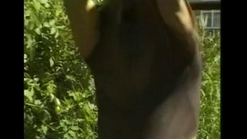A man in the hayloft jerks off his big dick - porn video  