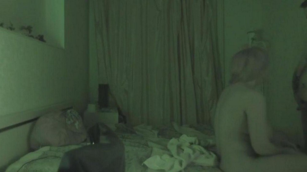 A fat Russian guy fucks a prostitute in a hotel - porn video  