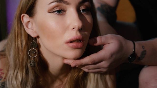 ⁣Her hips start the engine while Im lying passed out - porn video  