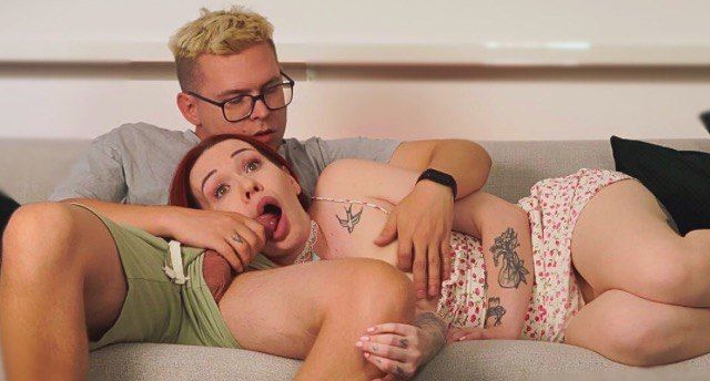 ⁣Deepthroat, feel the barrier - porn video 