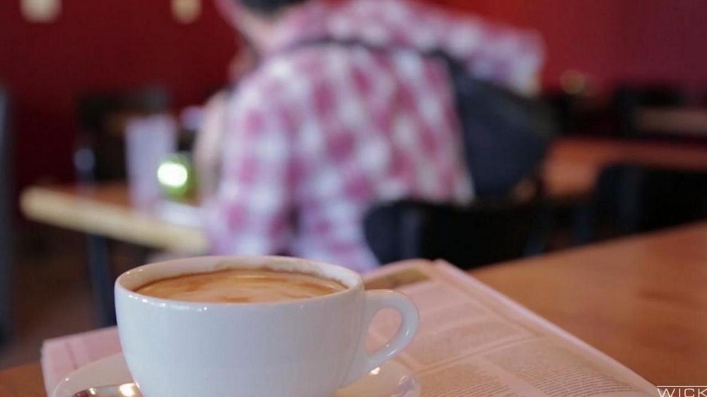 A guy picked up an Asian girl in a cafe and fucked her - porn video  