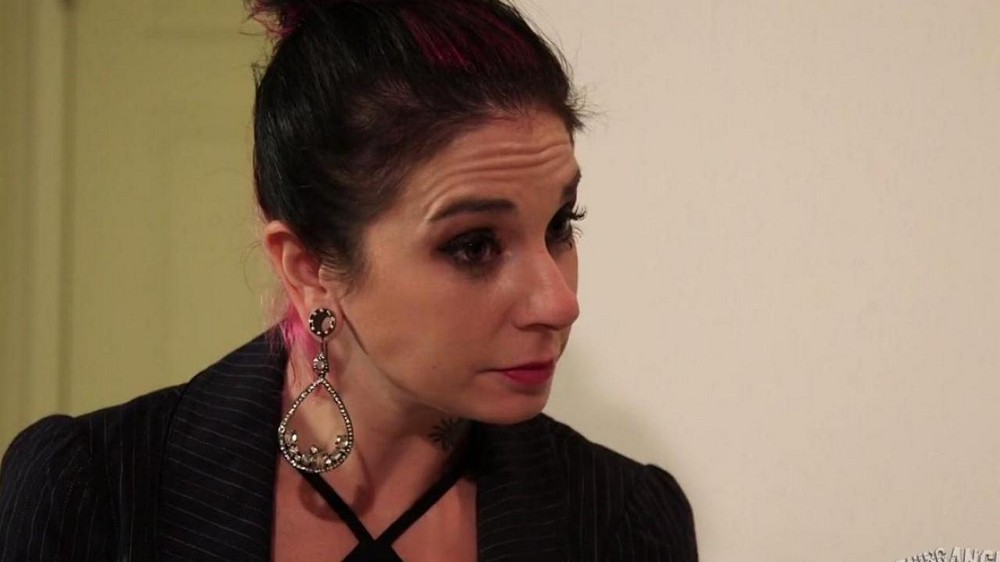 Mother prepares her daughters pussy for the arrival of her boyfriend - porn video  