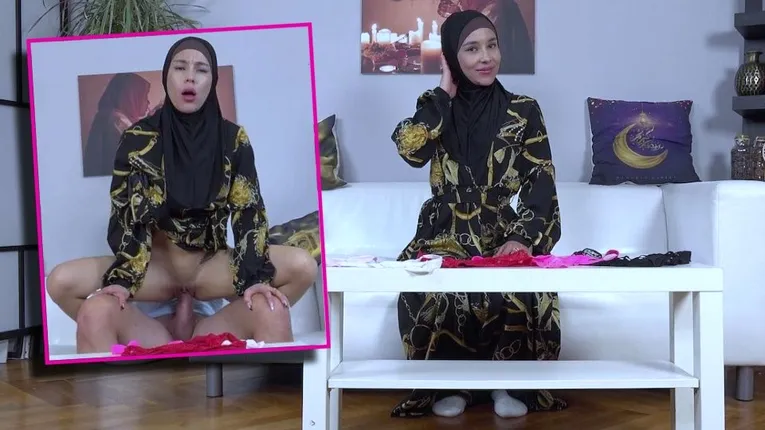 Rouss Black She gave him a fashion show in underwear and hijab 