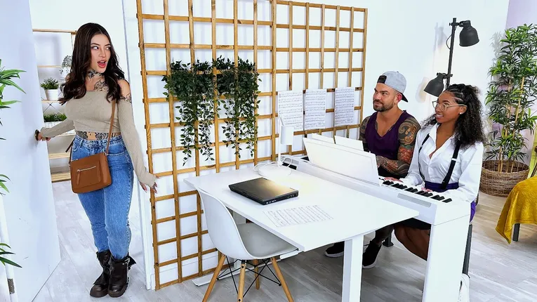 Barbie Rous - Fucking The Piano Tutor 