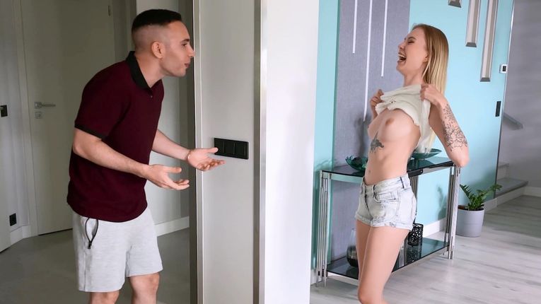 IKnowThatGirl - Mimi Cica - The Scare Prank 