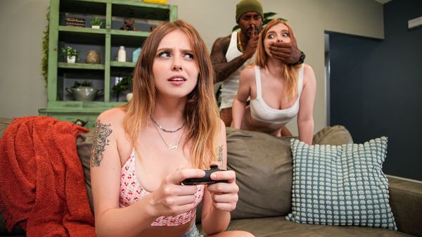 [Brazzers] Harlow West, Lucy Foxx - Professional Cum Dodger 