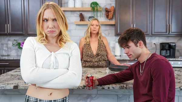Mckenna Lynn - I Want Stepbros Big Dick To Make Me Cry - S31:E2 