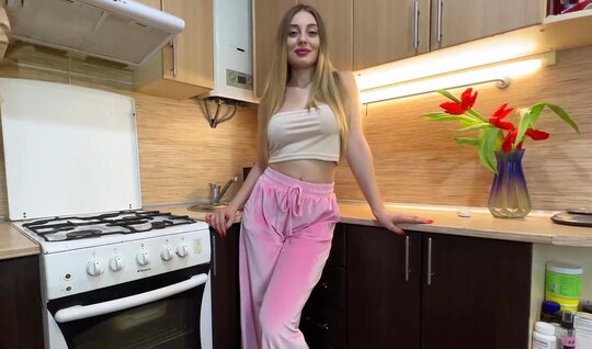 ⁣Russian blonde is always ready to try a sweet cock 