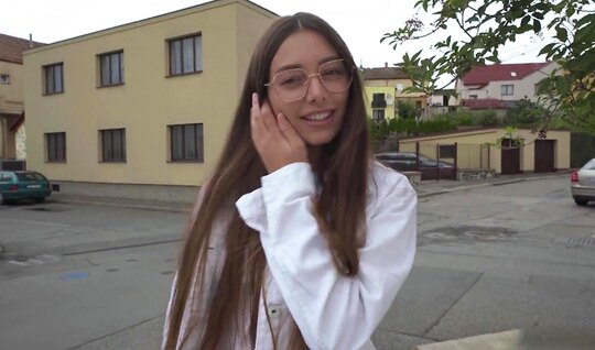 ⁣A young modest decided to try a pickup member 