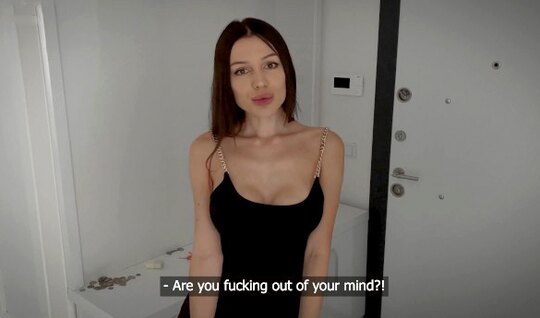 ⁣Skinny Russian chick decided to fuck just for money 